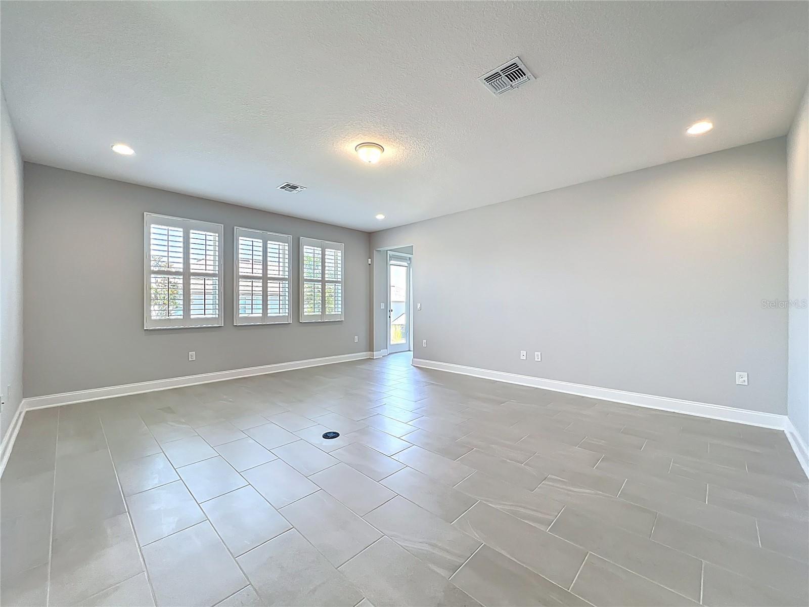 Image 21 of 64 For 13185 Blossom Valley Drive