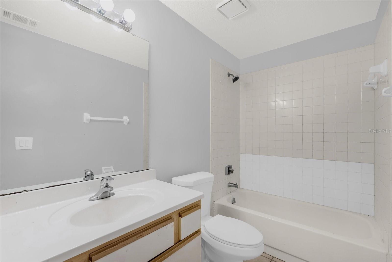 Image 14 of 22 For 1279 Woodman Way