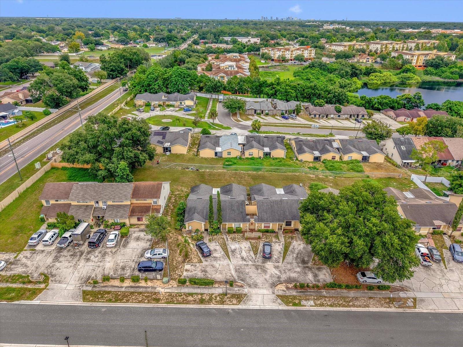 Image 18 of 22 For 1279 Woodman Way