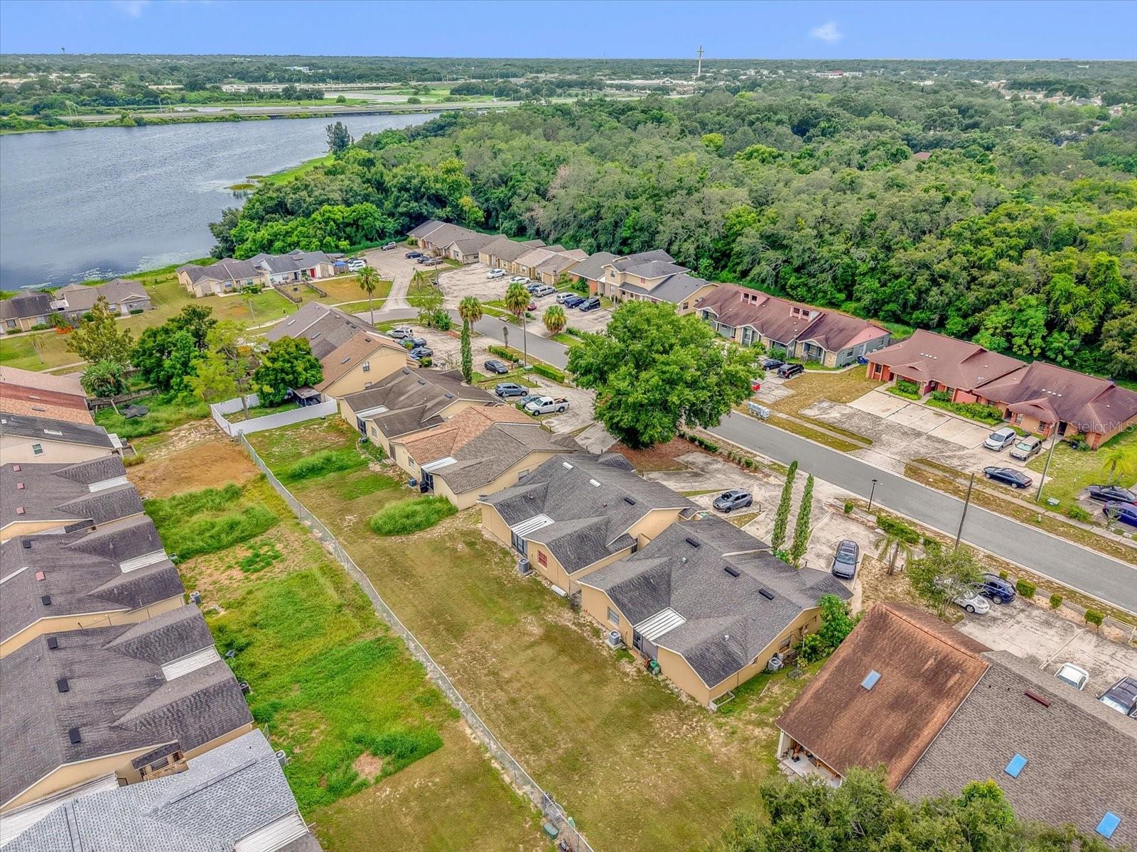 Image 19 of 22 For 1279 Woodman Way