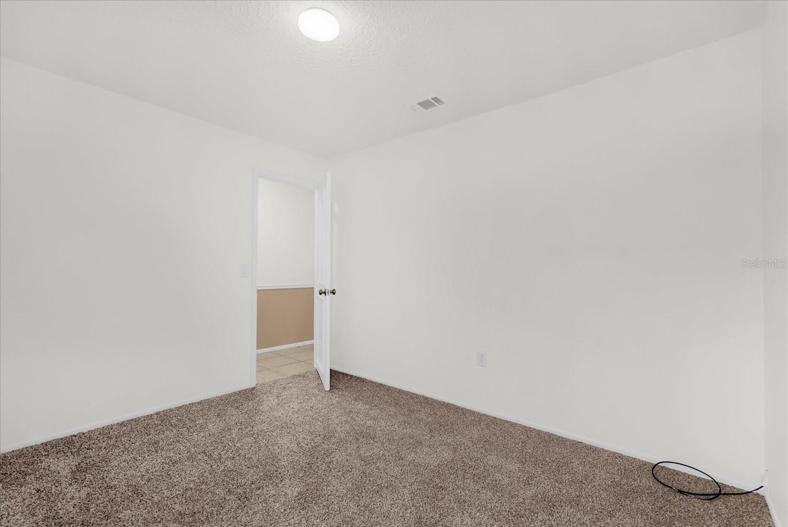 Image 2 of 22 For 1279 Woodman Way