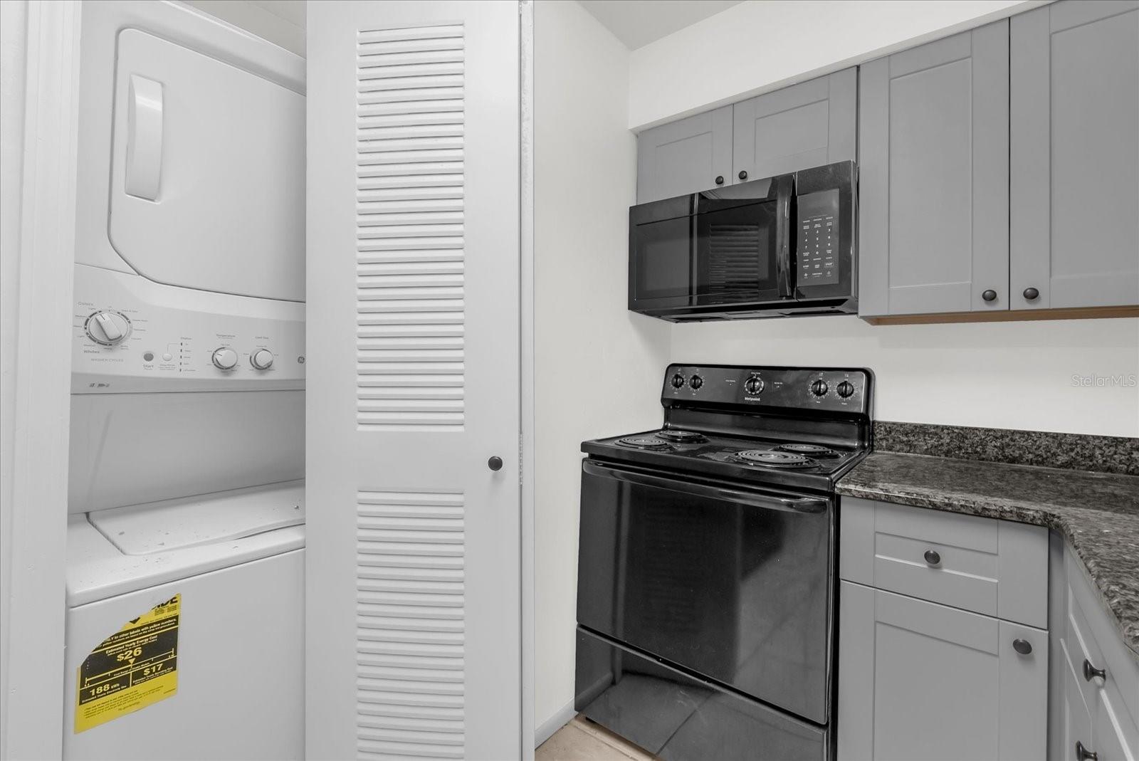Image 8 of 22 For 1279 Woodman Way