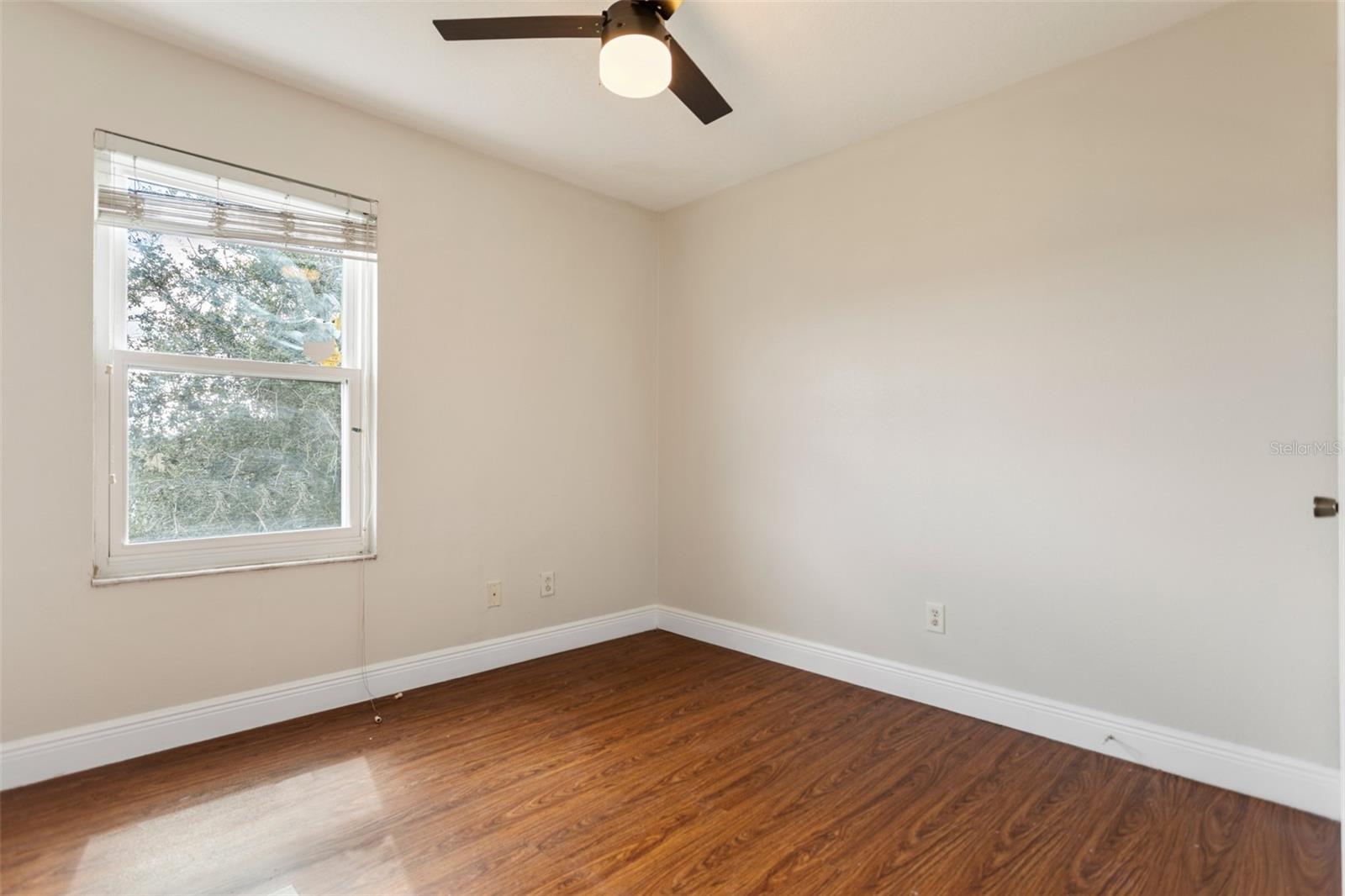 Image 20 of 35 For 7512 Fordham Creek Lane