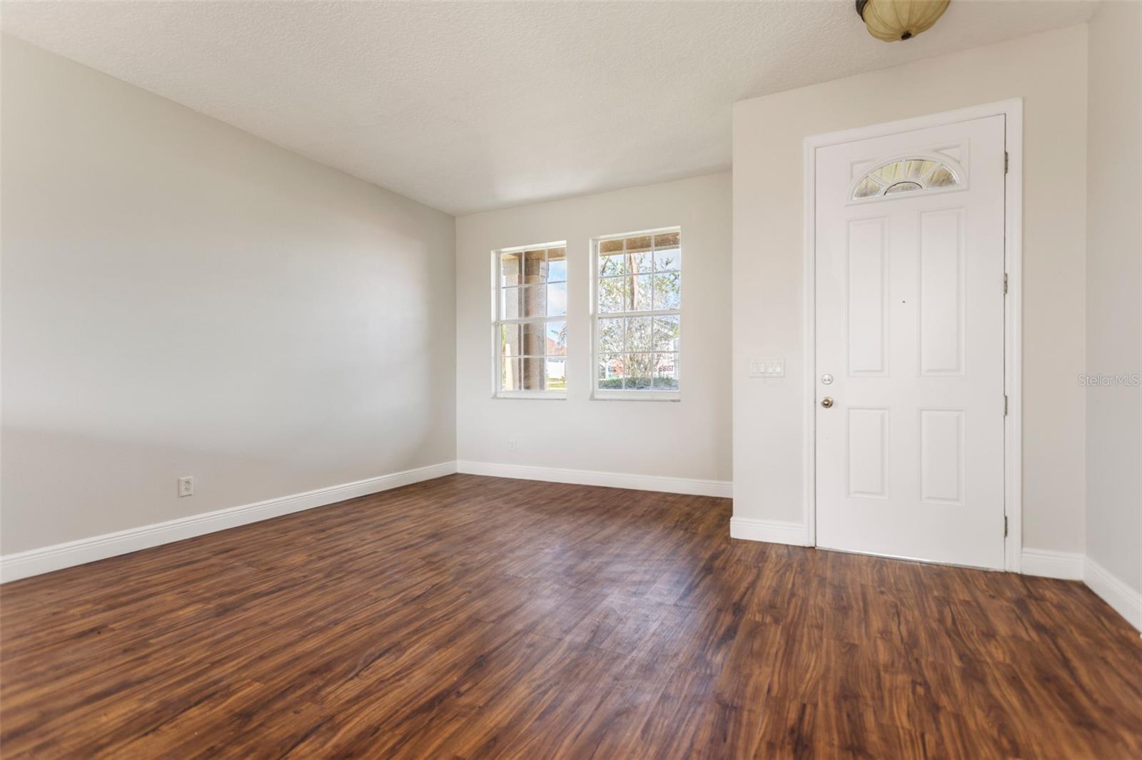 Image 3 of 35 For 7512 Fordham Creek Lane