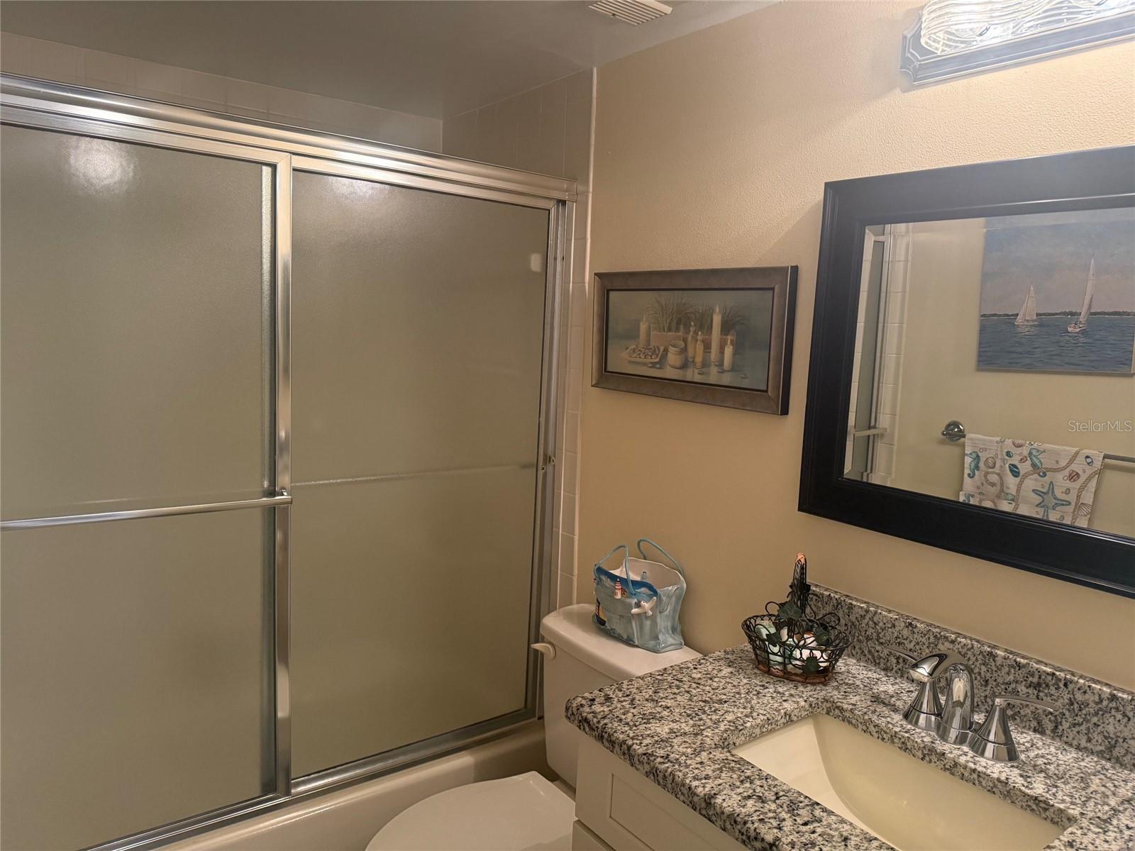 Image 15 of 16 For 6180 Sun Boulevard 115