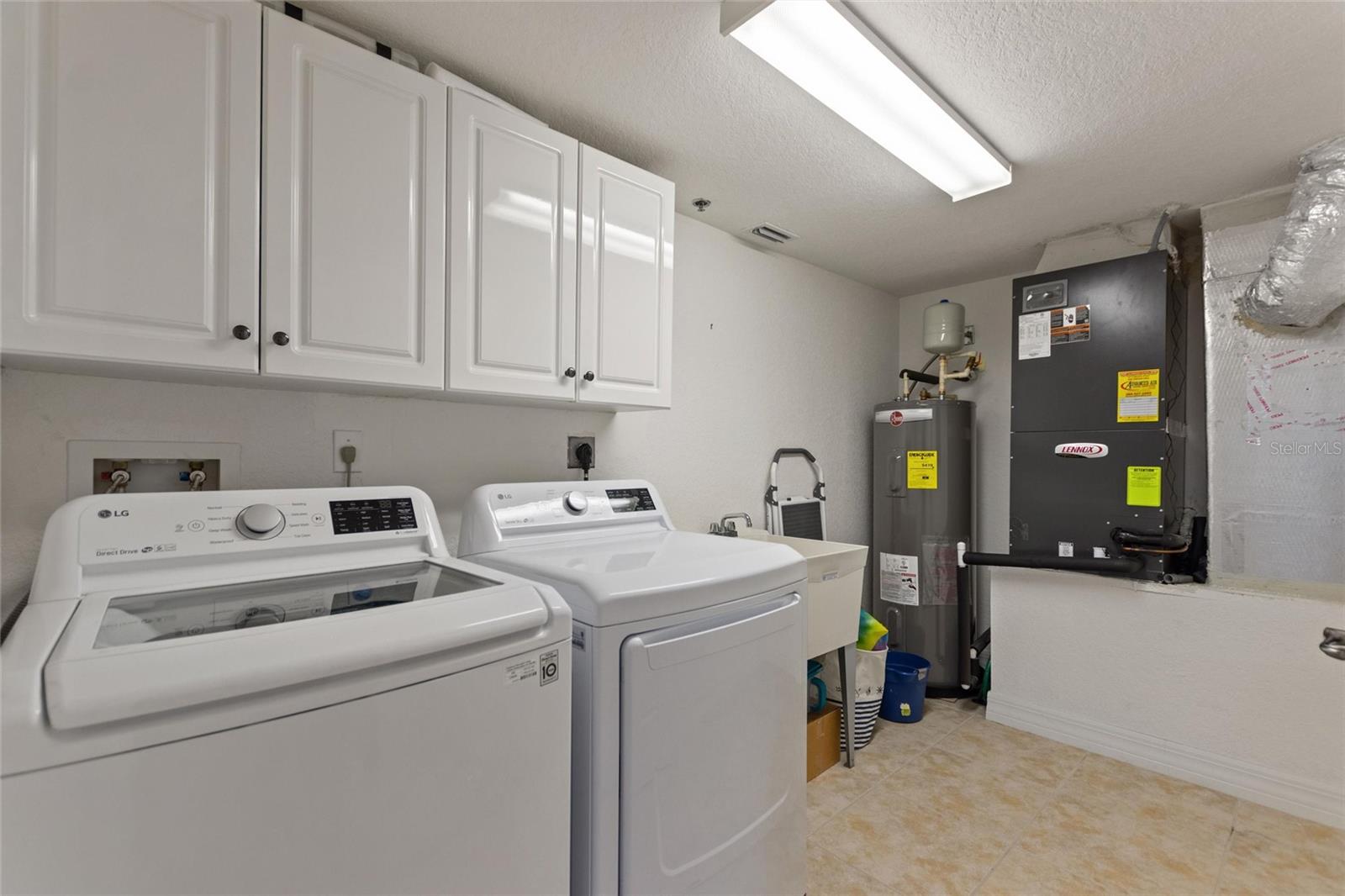 Image 23 of 39 For 5300 Atlantic Avenue 14-603