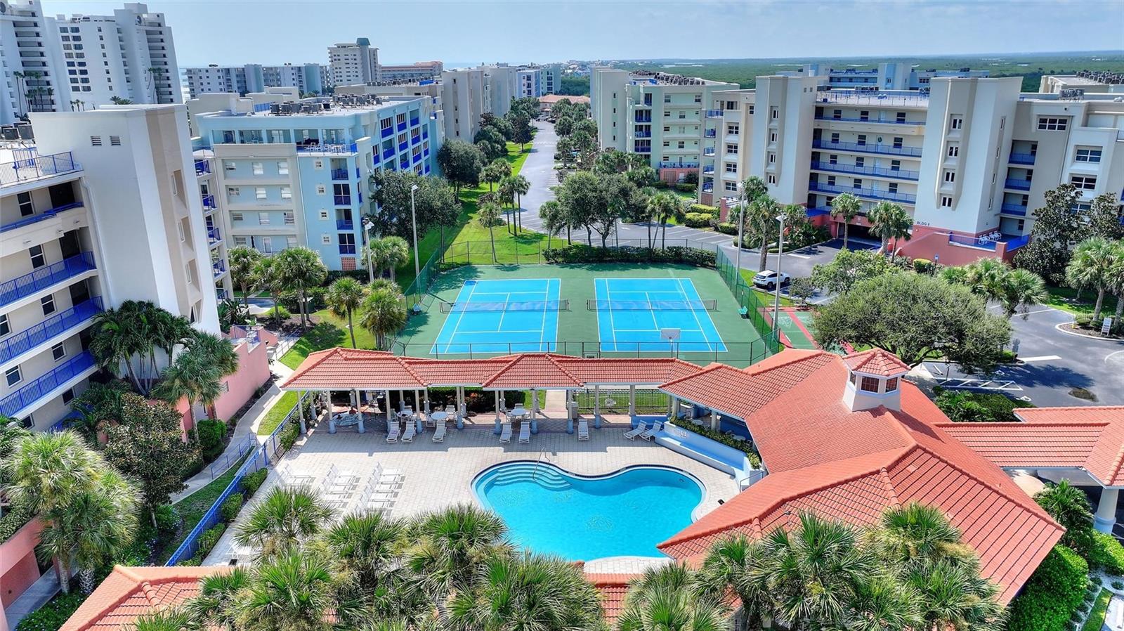 Image 25 of 39 For 5300 Atlantic Avenue 14-603