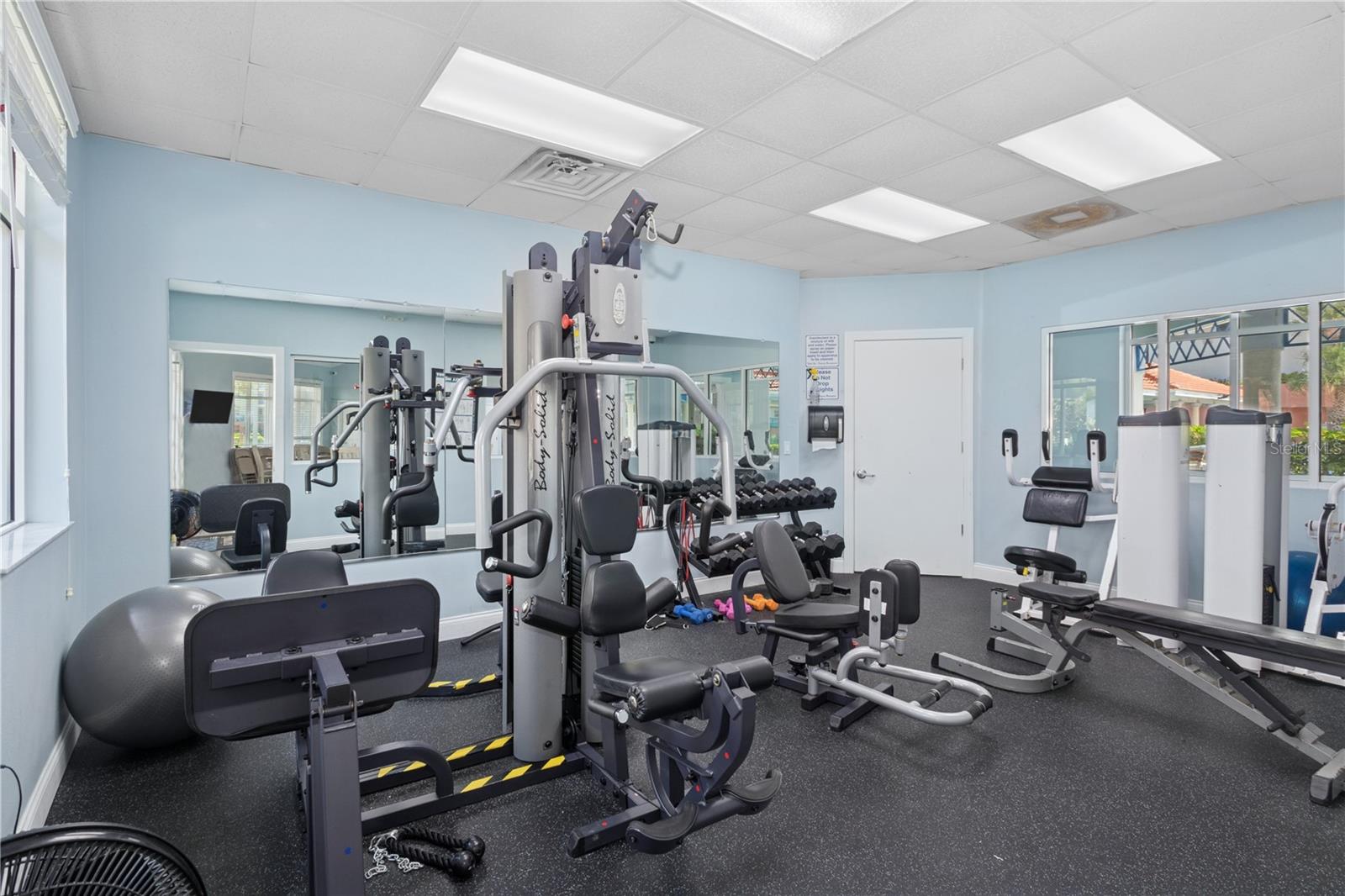 Image 27 of 39 For 5300 Atlantic Avenue 14-603