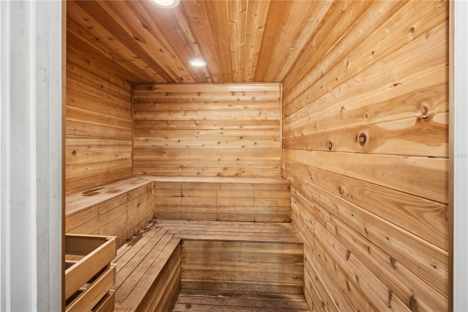 Image 28 of 39 For 5300 Atlantic Avenue 14-603