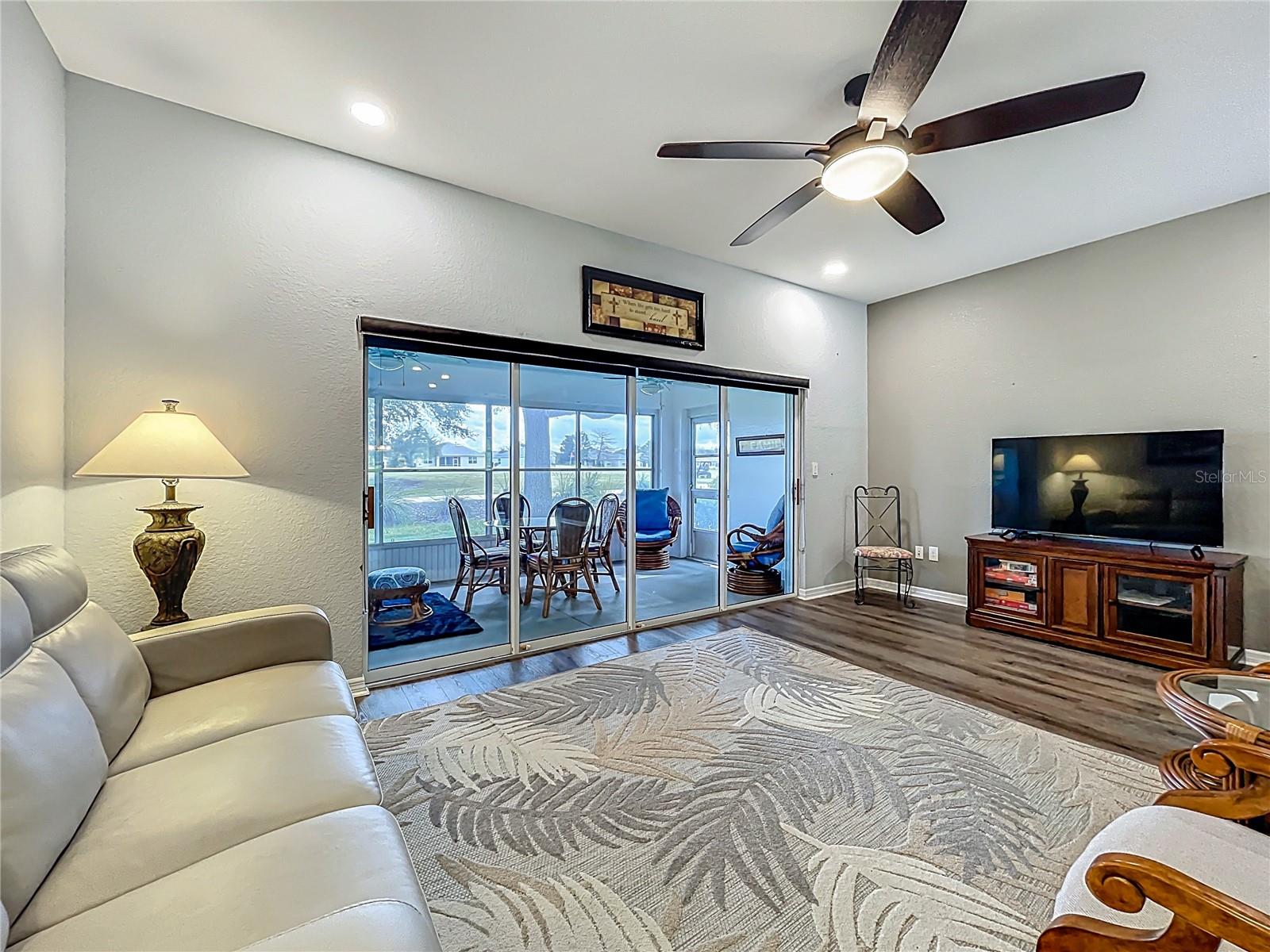 Image 11 of 49 For 27327 Roanoke Drive