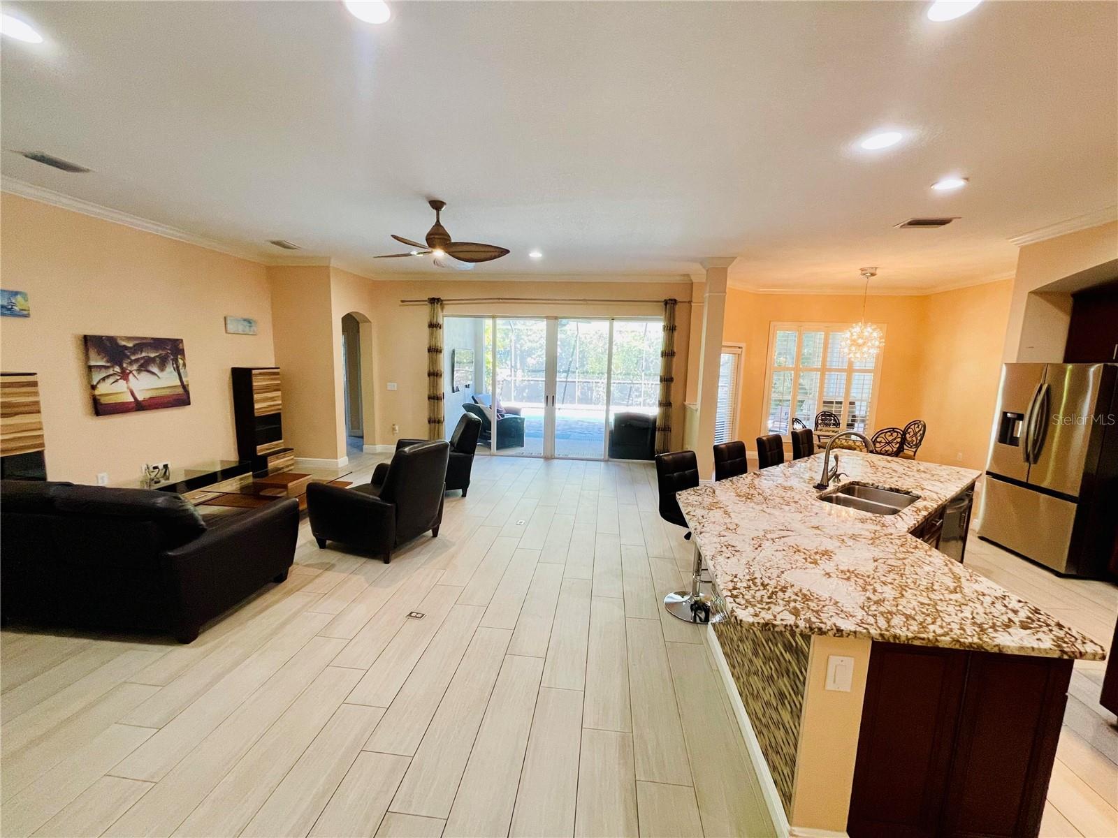 Image 18 of 48 For 11909 Mandevilla Court