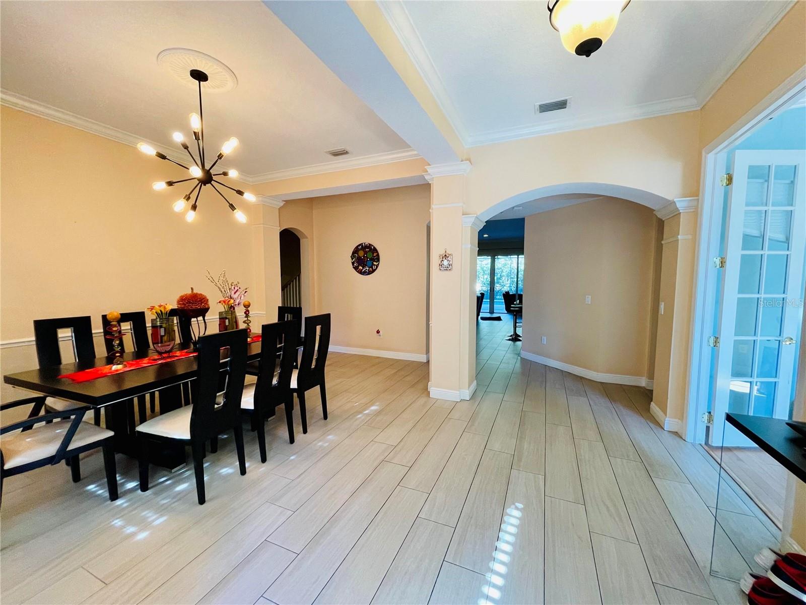 Image 8 of 48 For 11909 Mandevilla Court