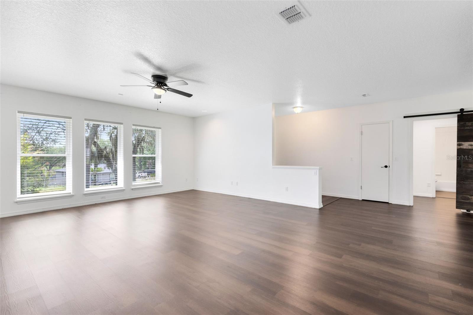 Image 16 of 33 For 1434 Atlantis Drive
