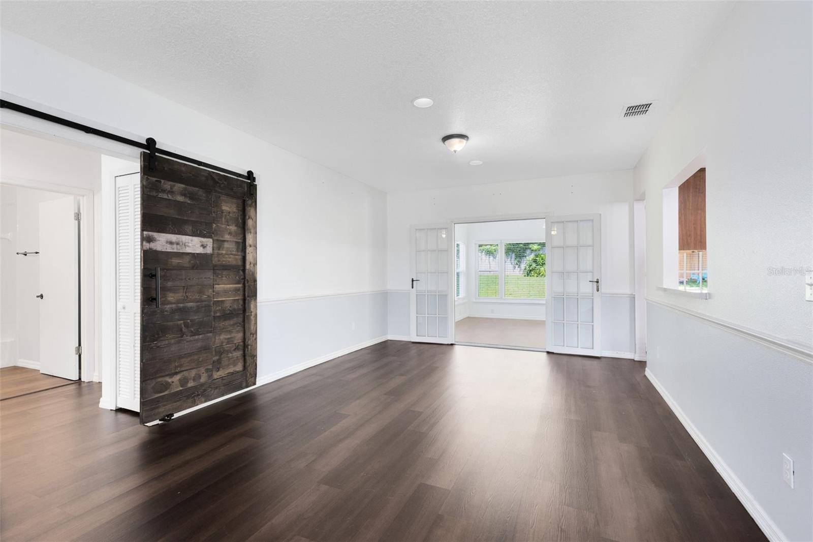 Image 9 of 33 For 1434 Atlantis Drive