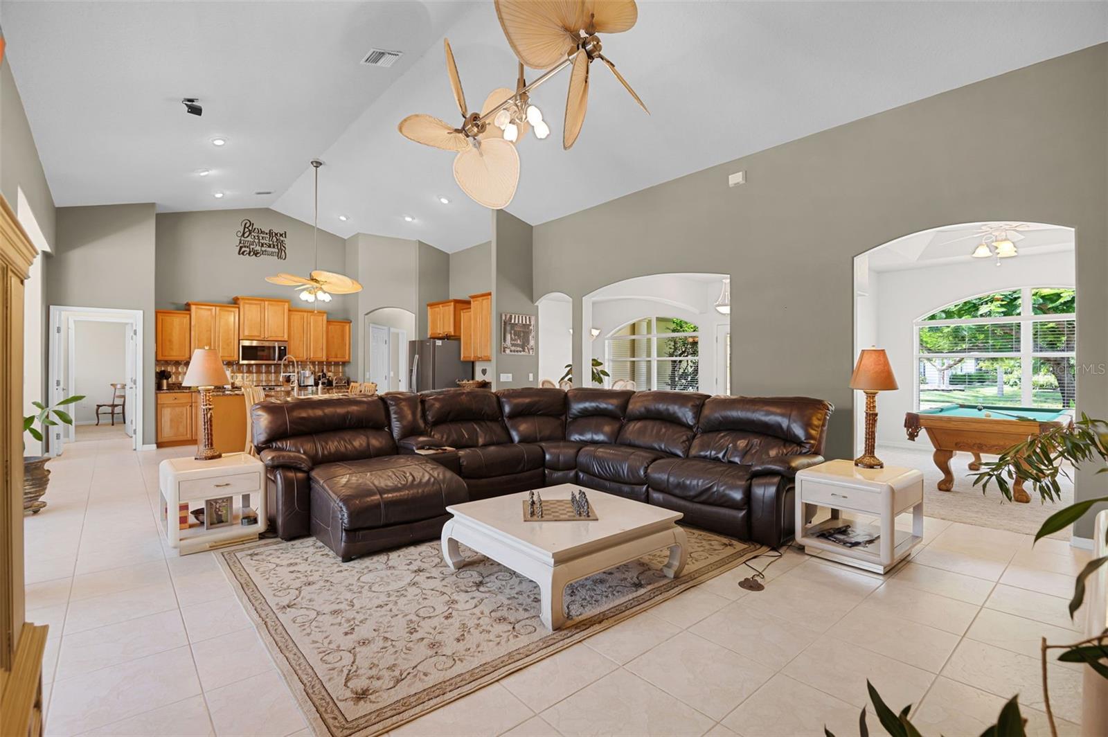 Image 4 of 98 For 390 Treasure Lagoon Lane
