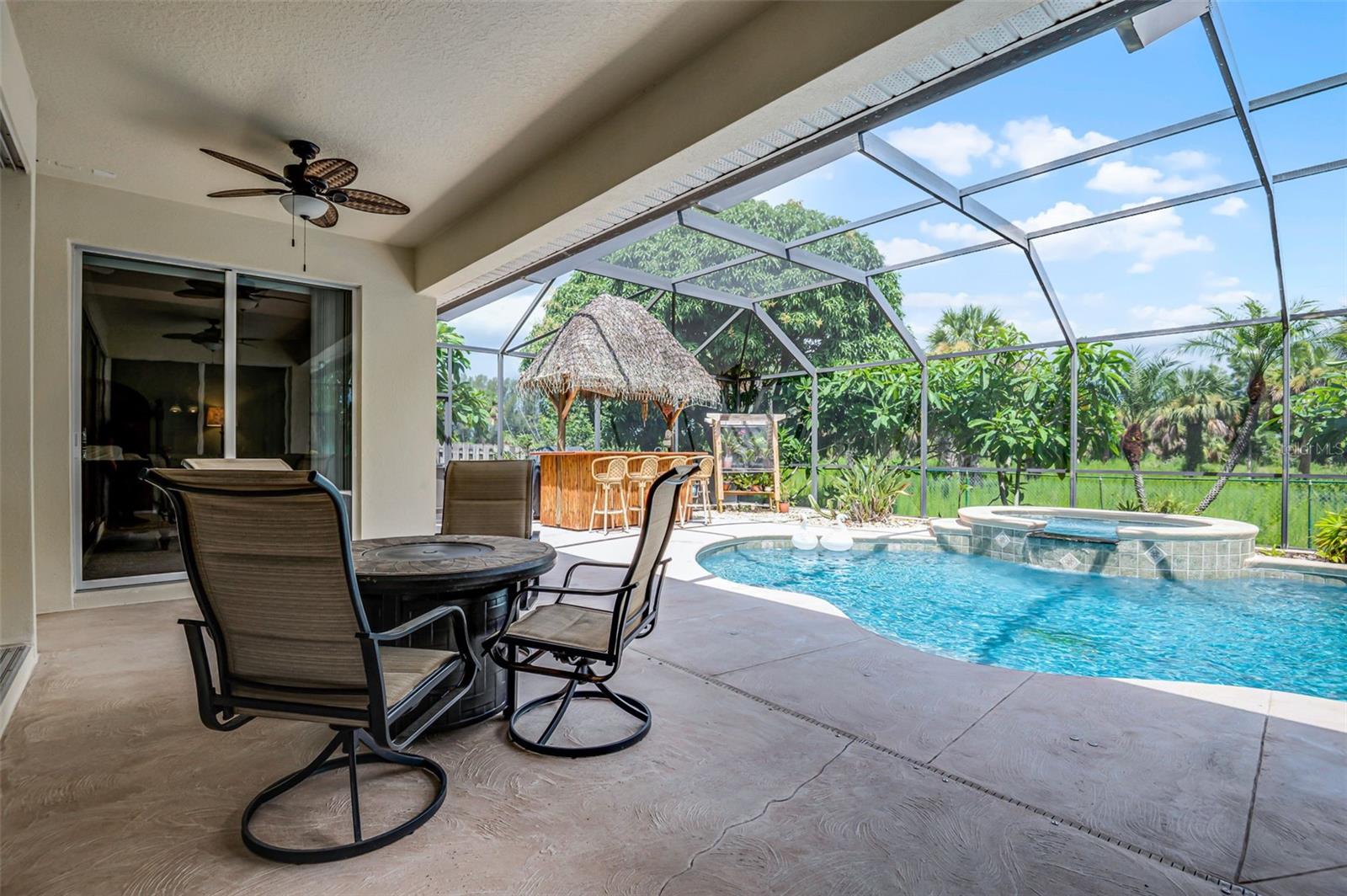 Image 52 of 98 For 390 Treasure Lagoon Lane