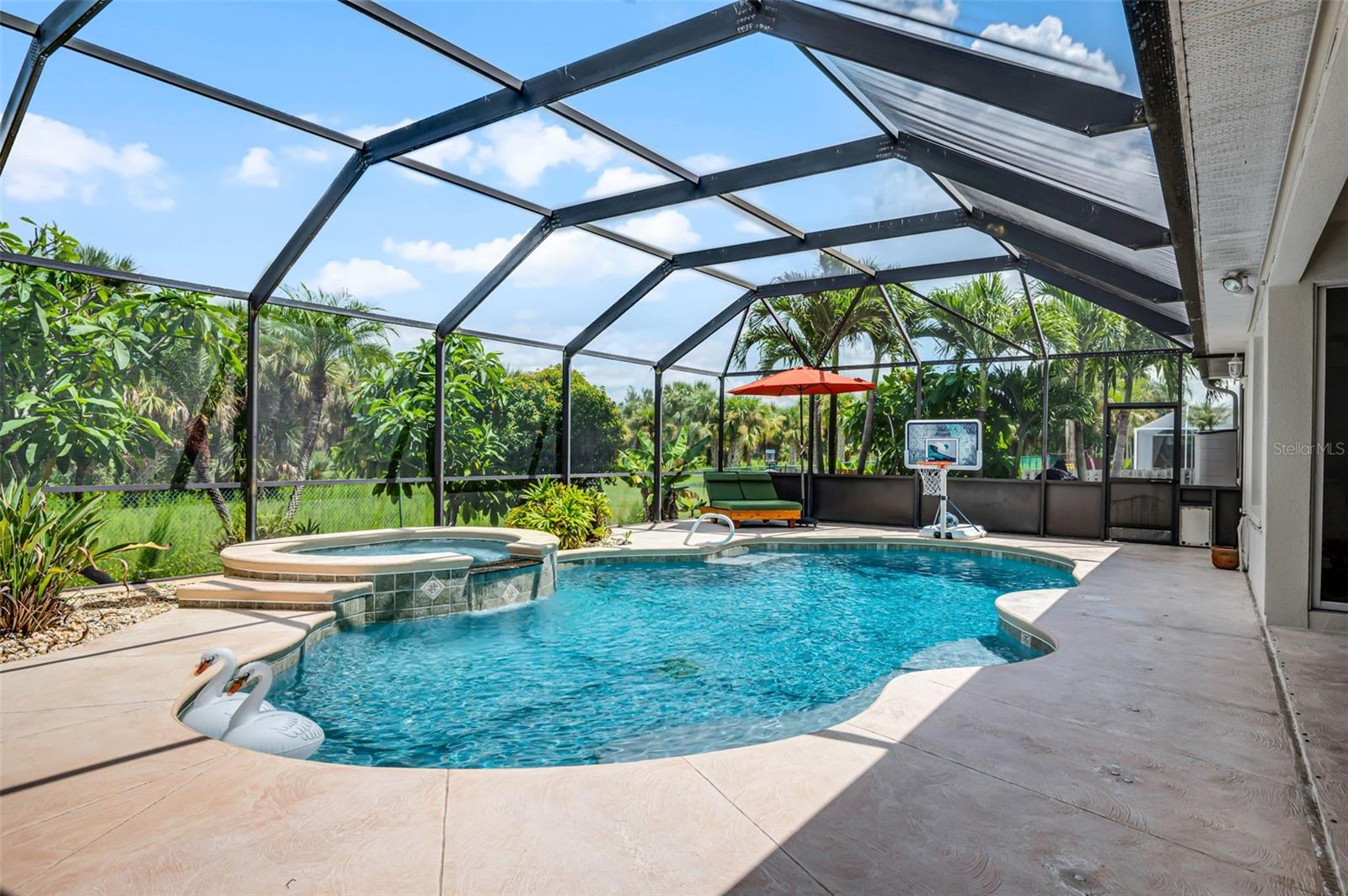 Image 56 of 98 For 390 Treasure Lagoon Lane