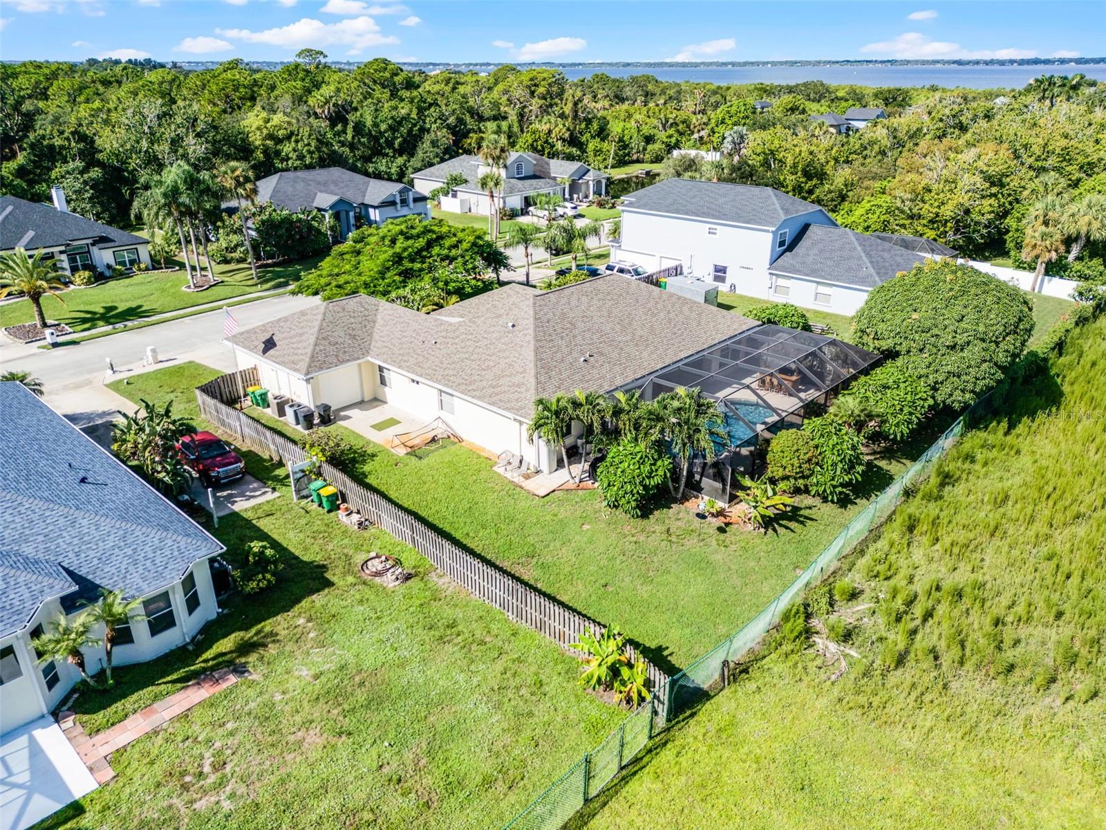 Image 61 of 98 For 390 Treasure Lagoon Lane
