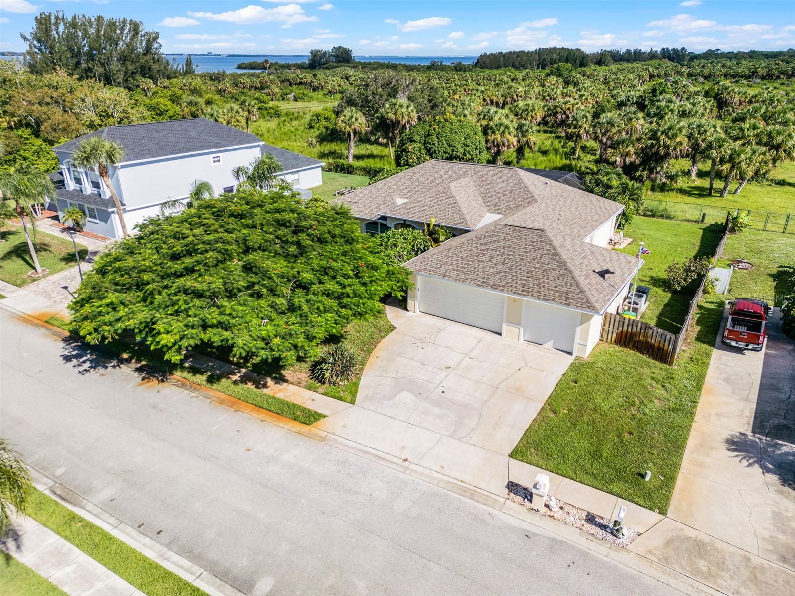 Image 73 of 98 For 390 Treasure Lagoon Lane