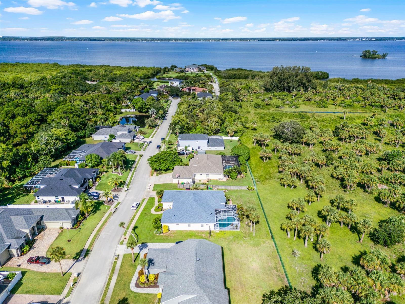 Image 82 of 98 For 390 Treasure Lagoon Lane