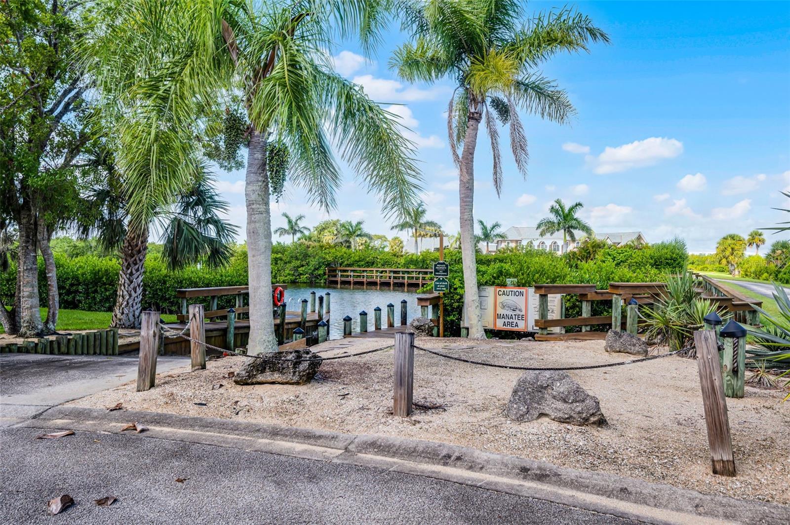Image 89 of 98 For 390 Treasure Lagoon Lane
