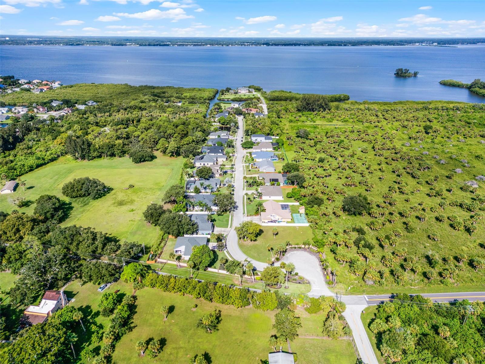 Image 96 of 98 For 390 Treasure Lagoon Lane