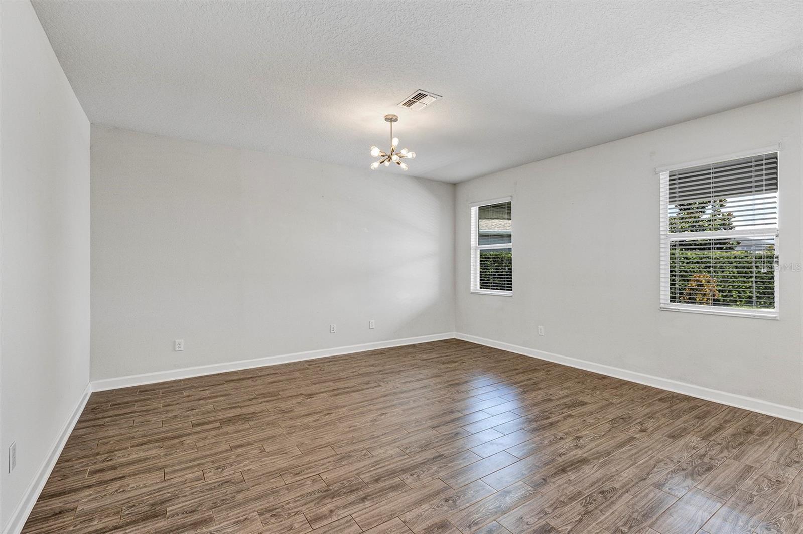 Image 10 of 40 For 10193 Lovegrass Lane