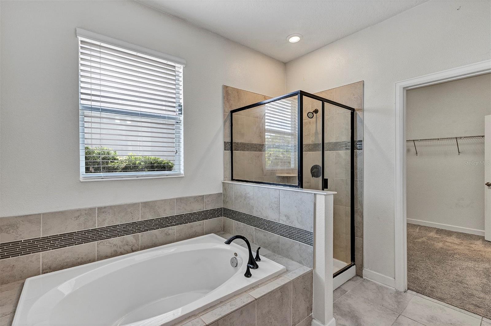 Image 14 of 40 For 10193 Lovegrass Lane