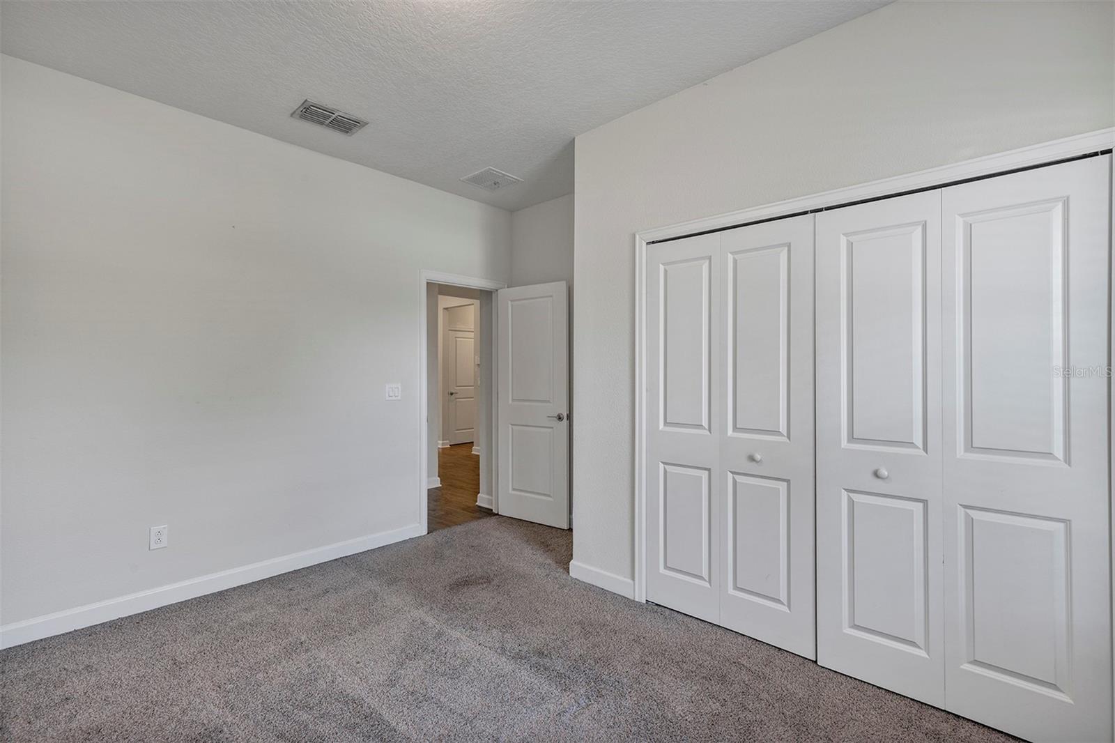 Image 23 of 40 For 10193 Lovegrass Lane
