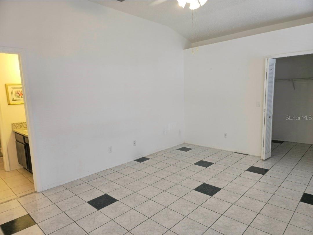 Image 6 of 14 For 4915 Monarch Lane