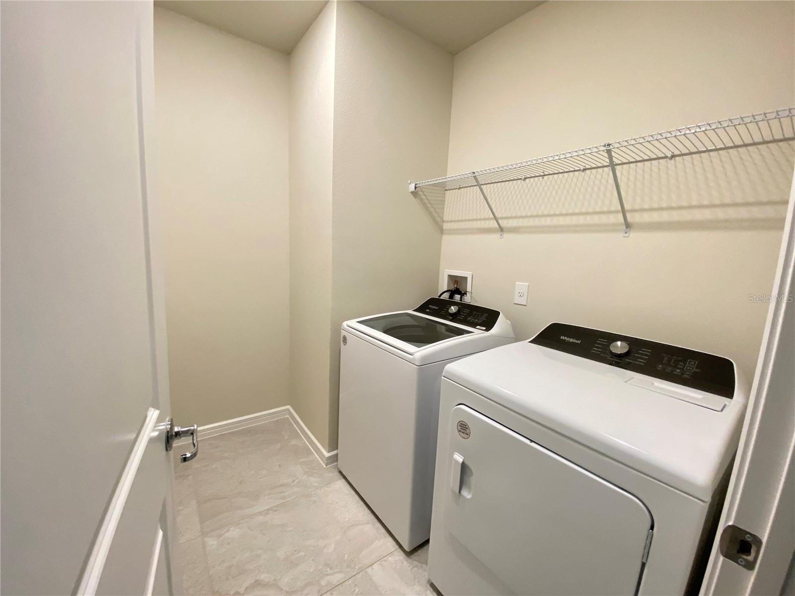 Image 10 of 41 For 2110 Charming Avenue