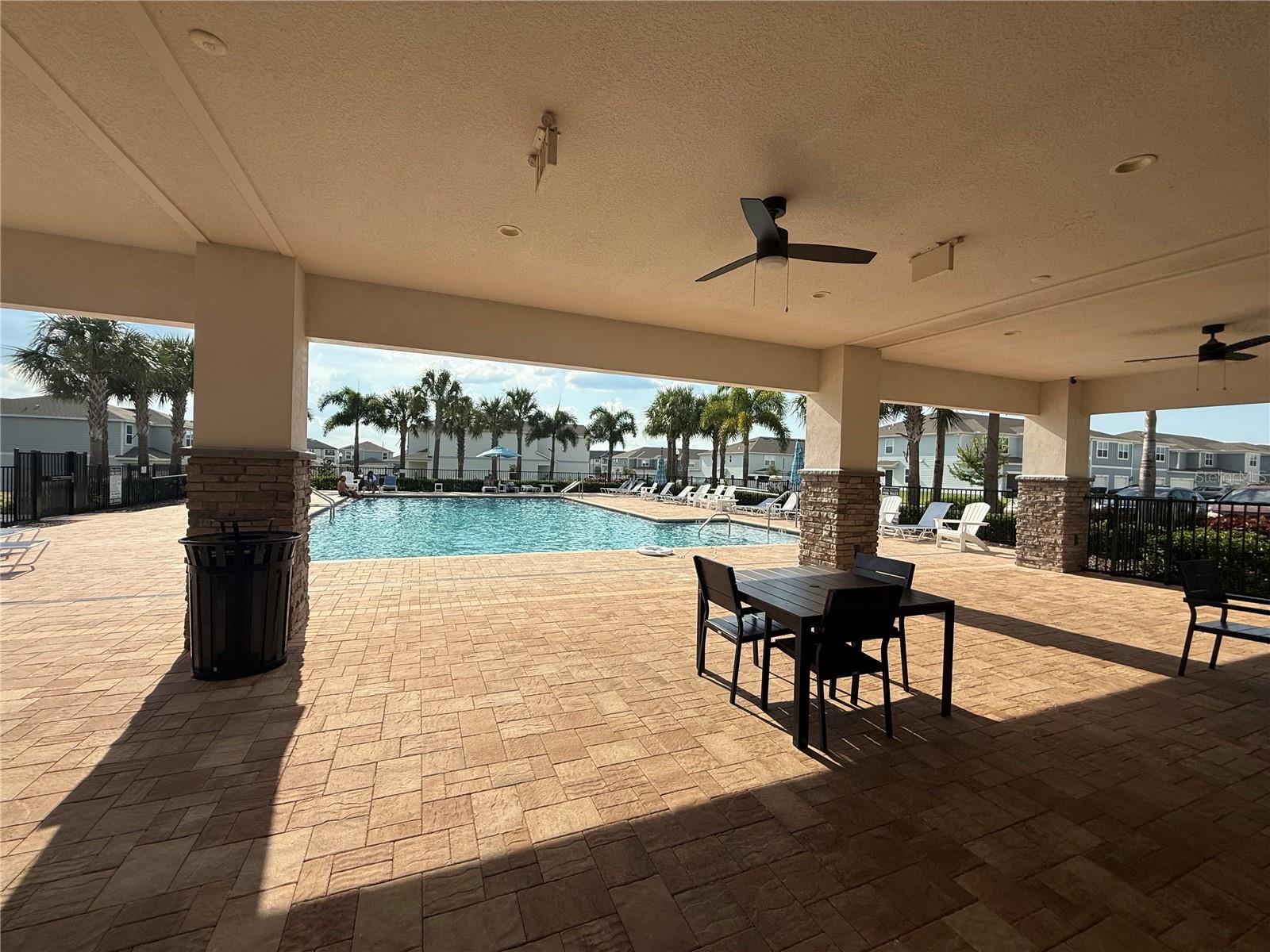 Image 17 of 41 For 2110 Charming Avenue