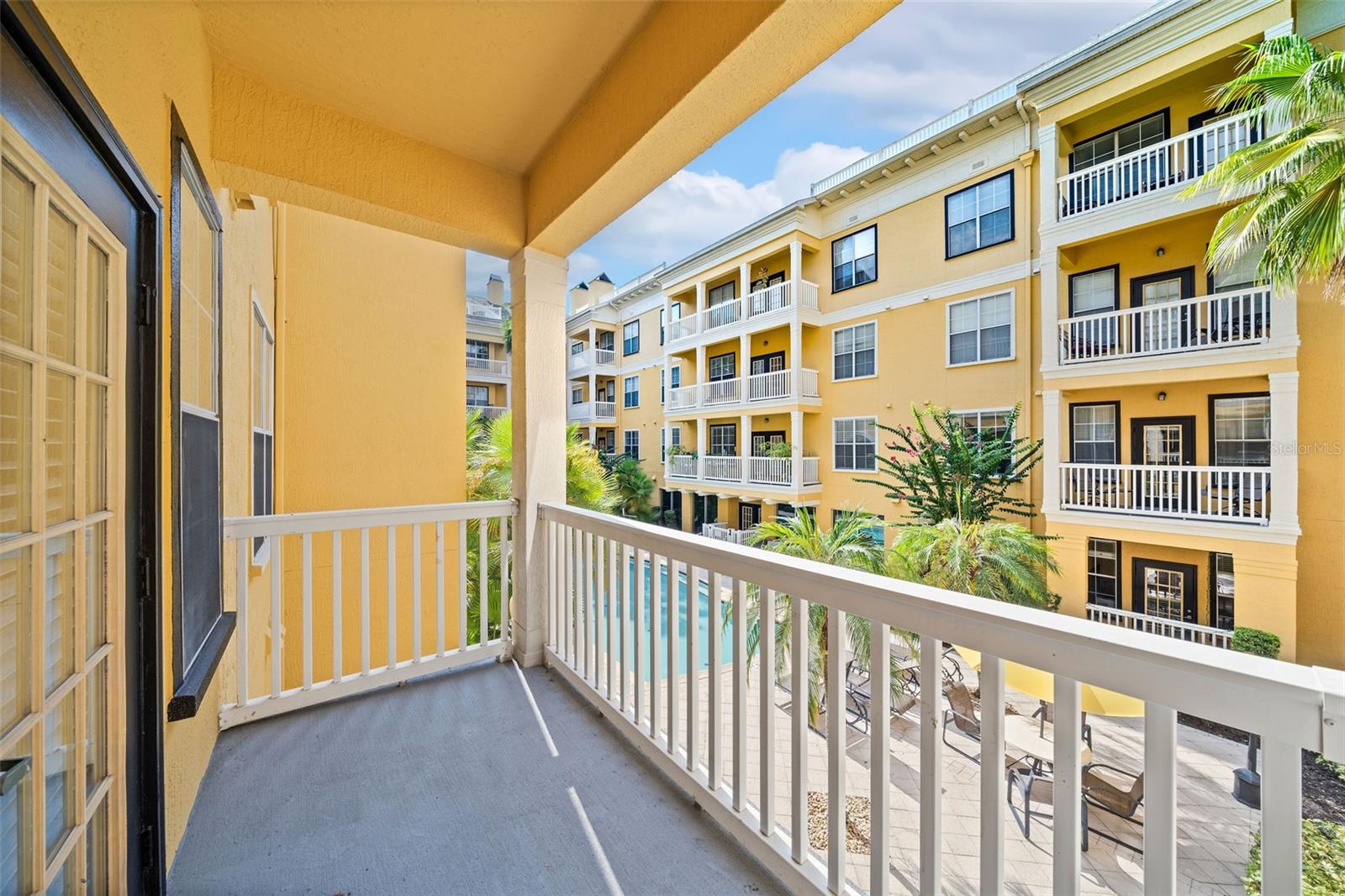 Image 21 of 26 For 860 Orange Avenue 234