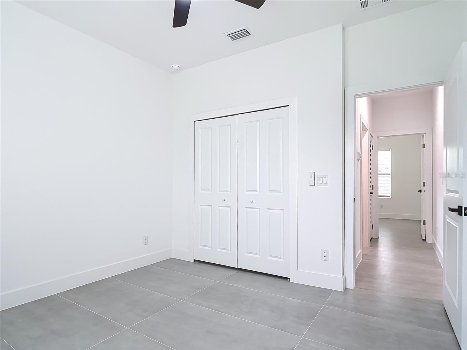 Image 14 of 31 For 2054 Kendis Street