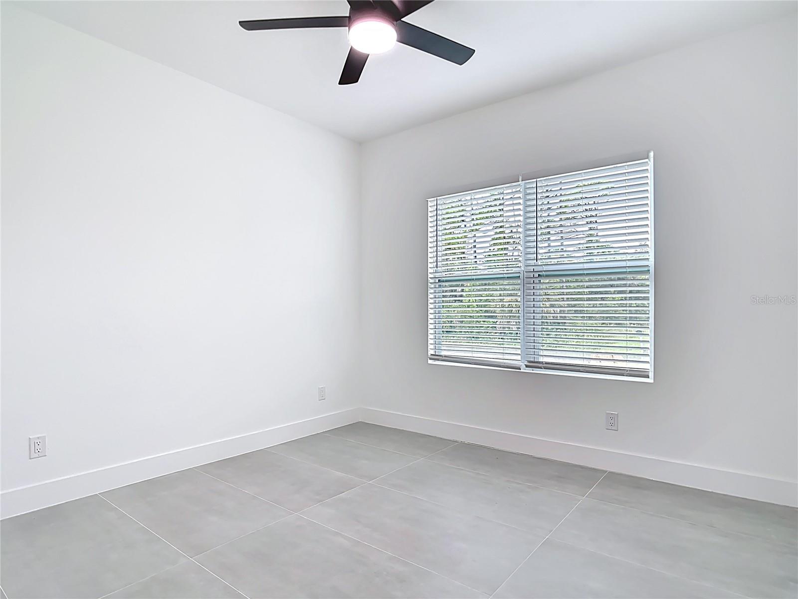 Image 21 of 31 For 2054 Kendis Street