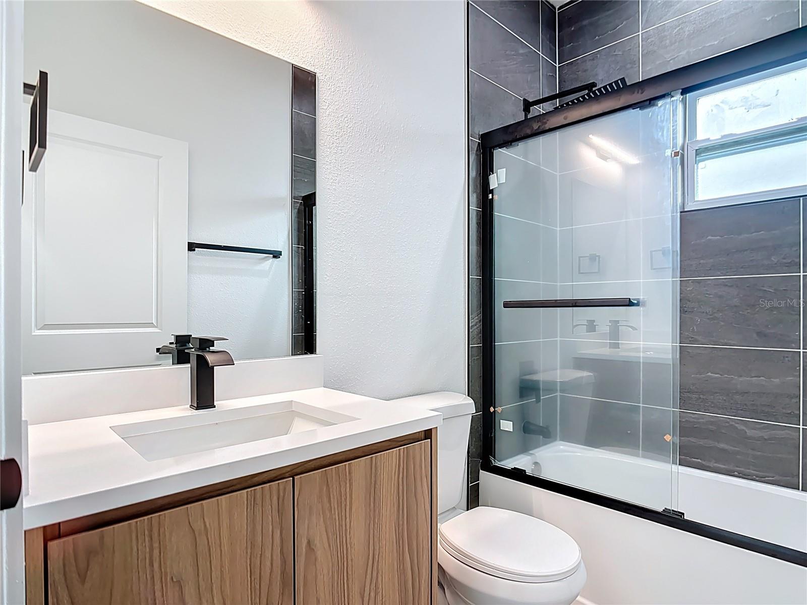 Image 24 of 31 For 2054 Kendis Street
