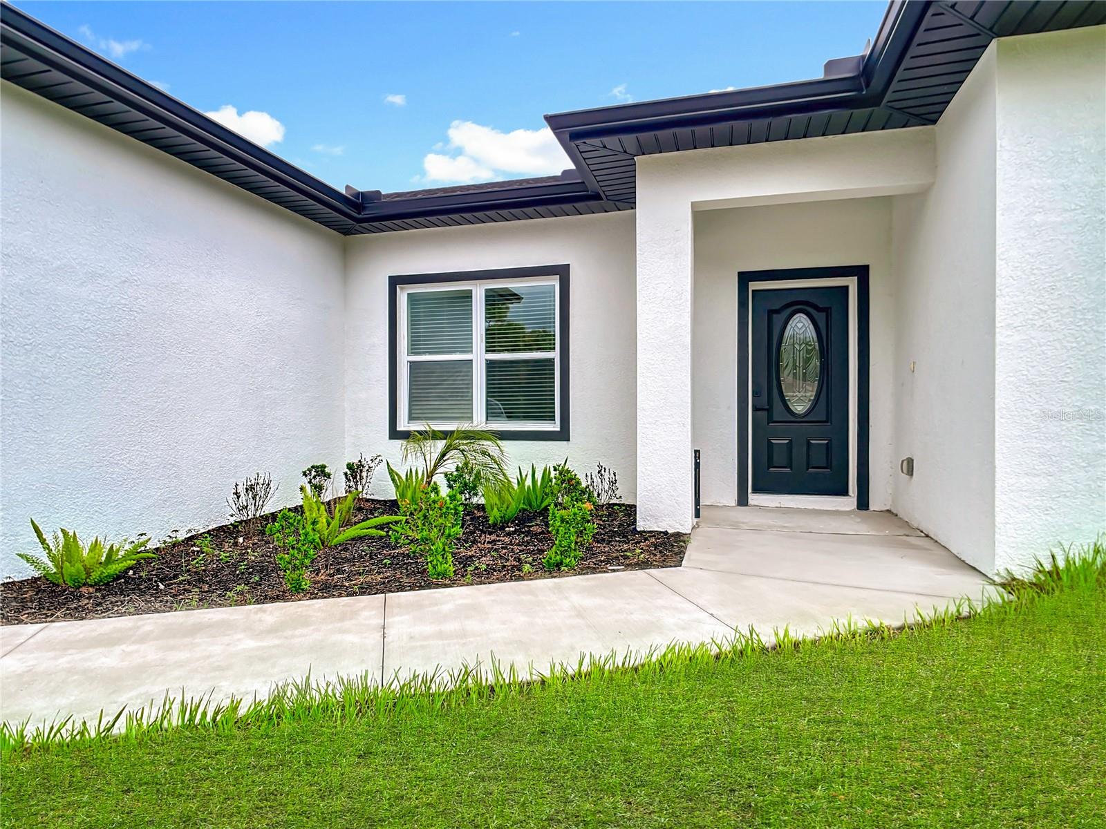 Image 3 of 31 For 2054 Kendis Street