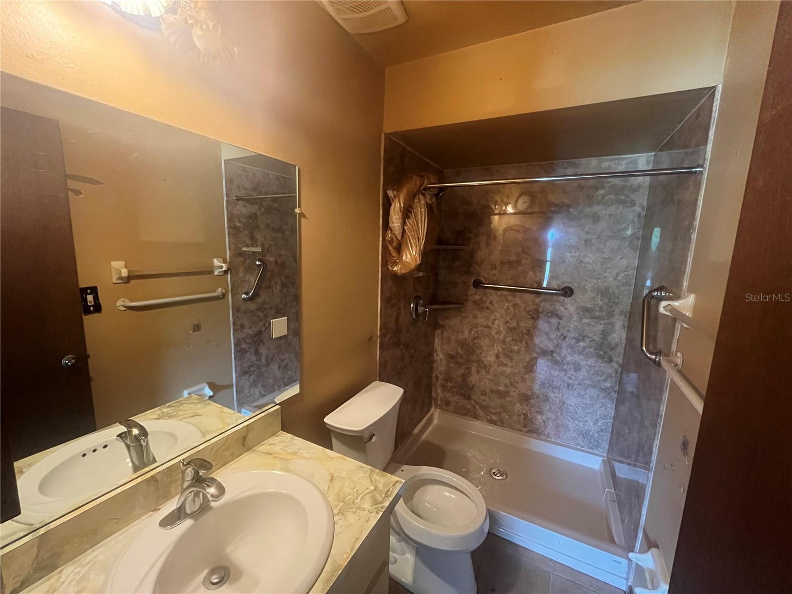 Image 6 of 14 For 630 Blue Lake Terrace