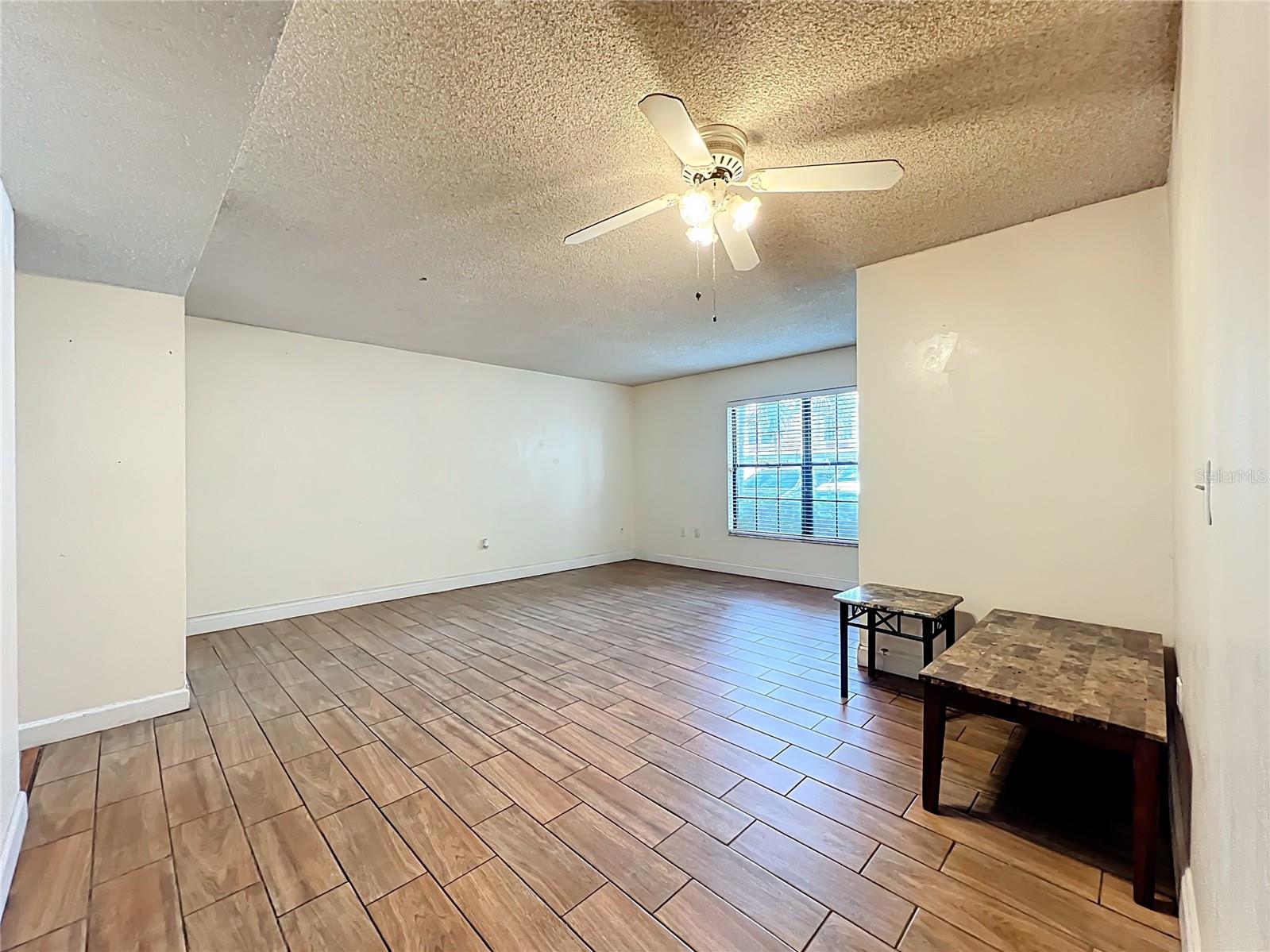 Image 14 of 44 For 6034 Village Circle Ge