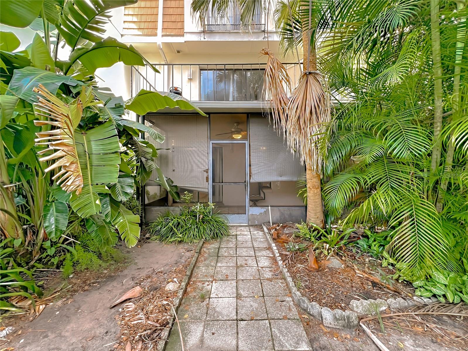 Image 34 of 44 For 6034 Village Circle Ge