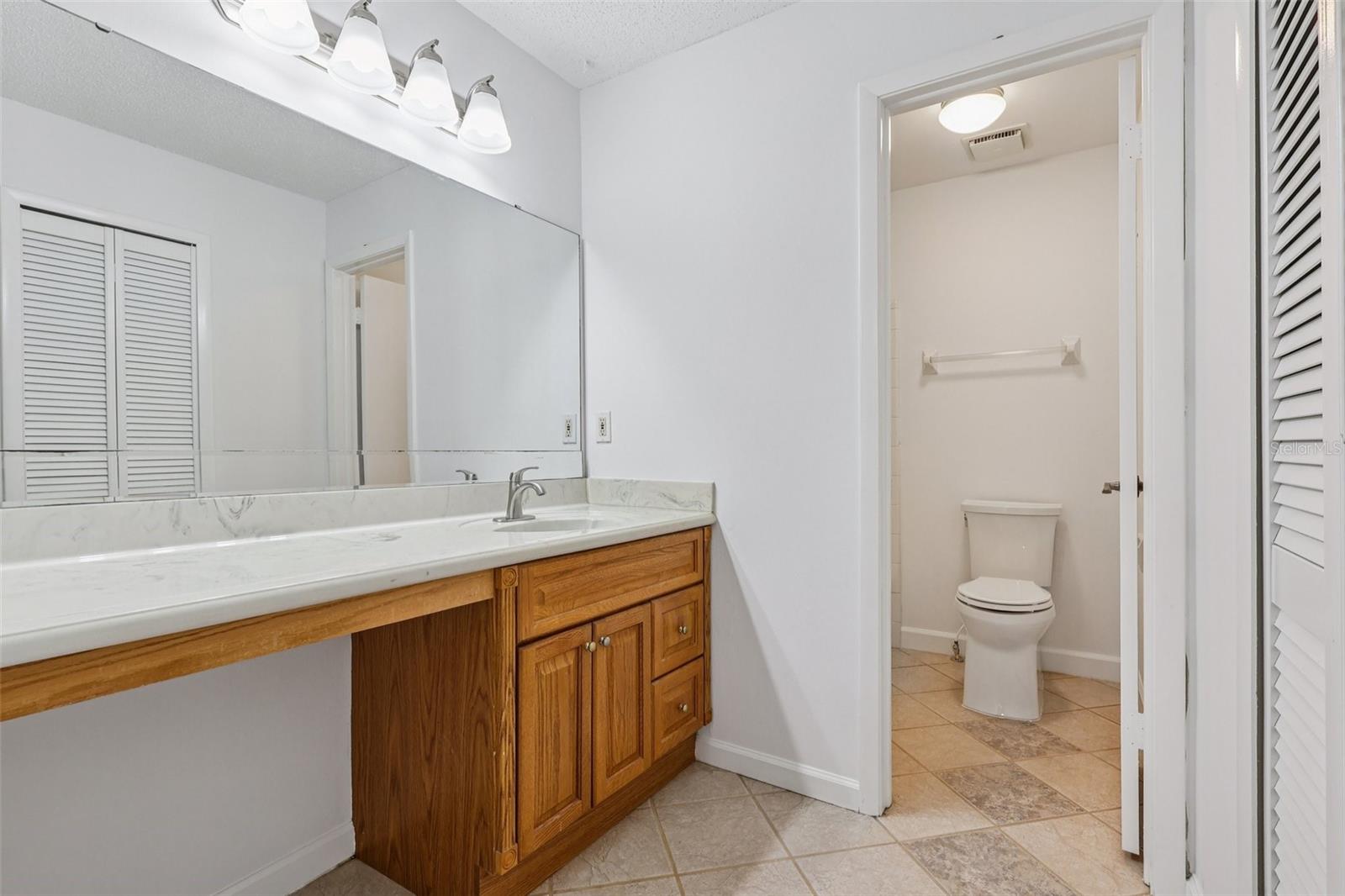 Image 24 of 40 For 1106 Woodbine Street