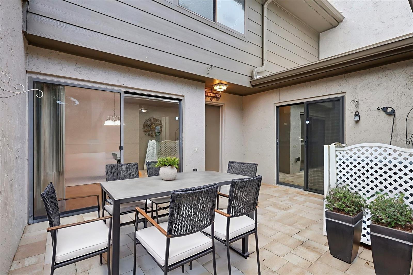 Image 4 of 40 For 1106 Woodbine Street
