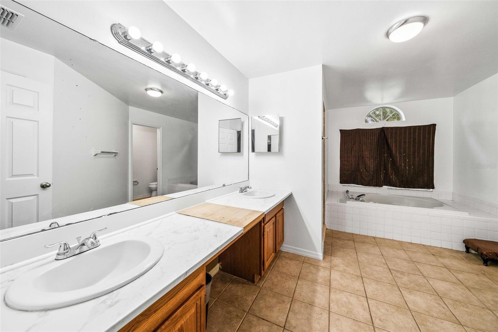 Image 26 of 38 For 1368 Countryridge Place