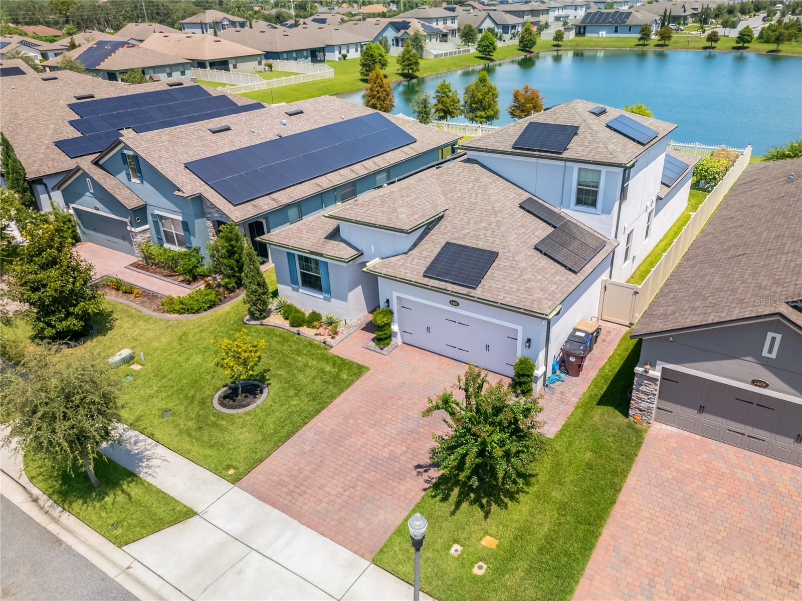 Image 4 of 45 For 1461 Clear Brook Place