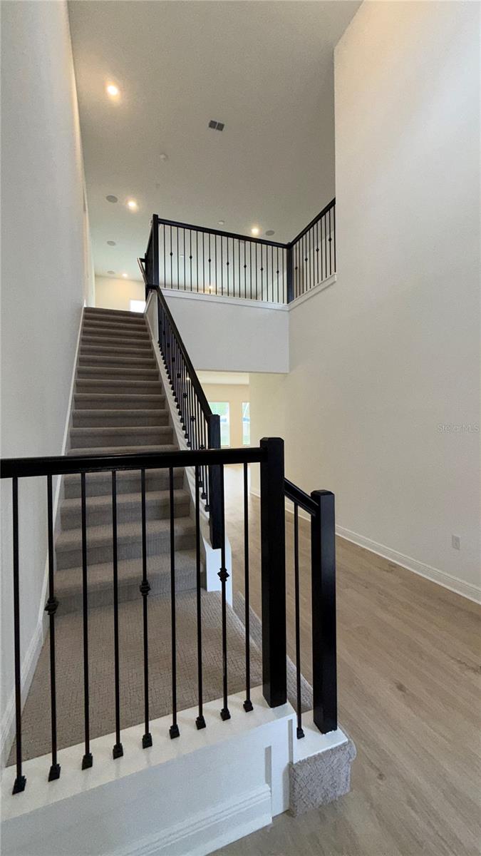 Image 7 of 66 For 14415 Crest Palm Avenue