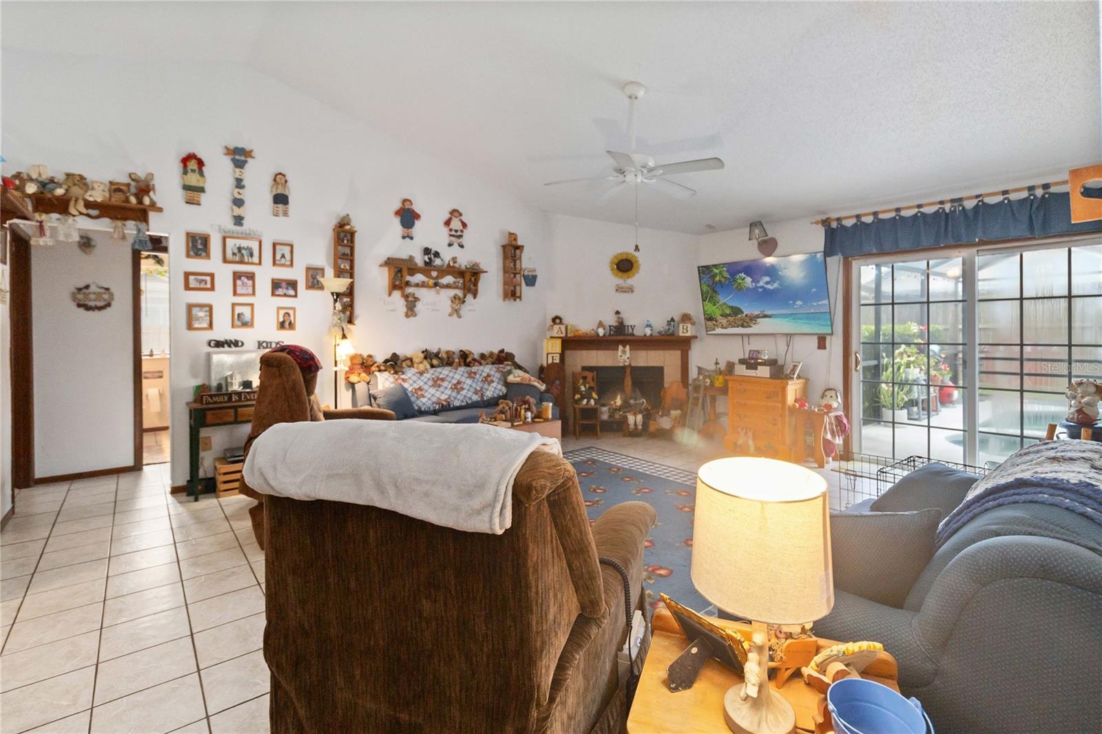 Image 13 of 49 For 7748 Covedale Drive