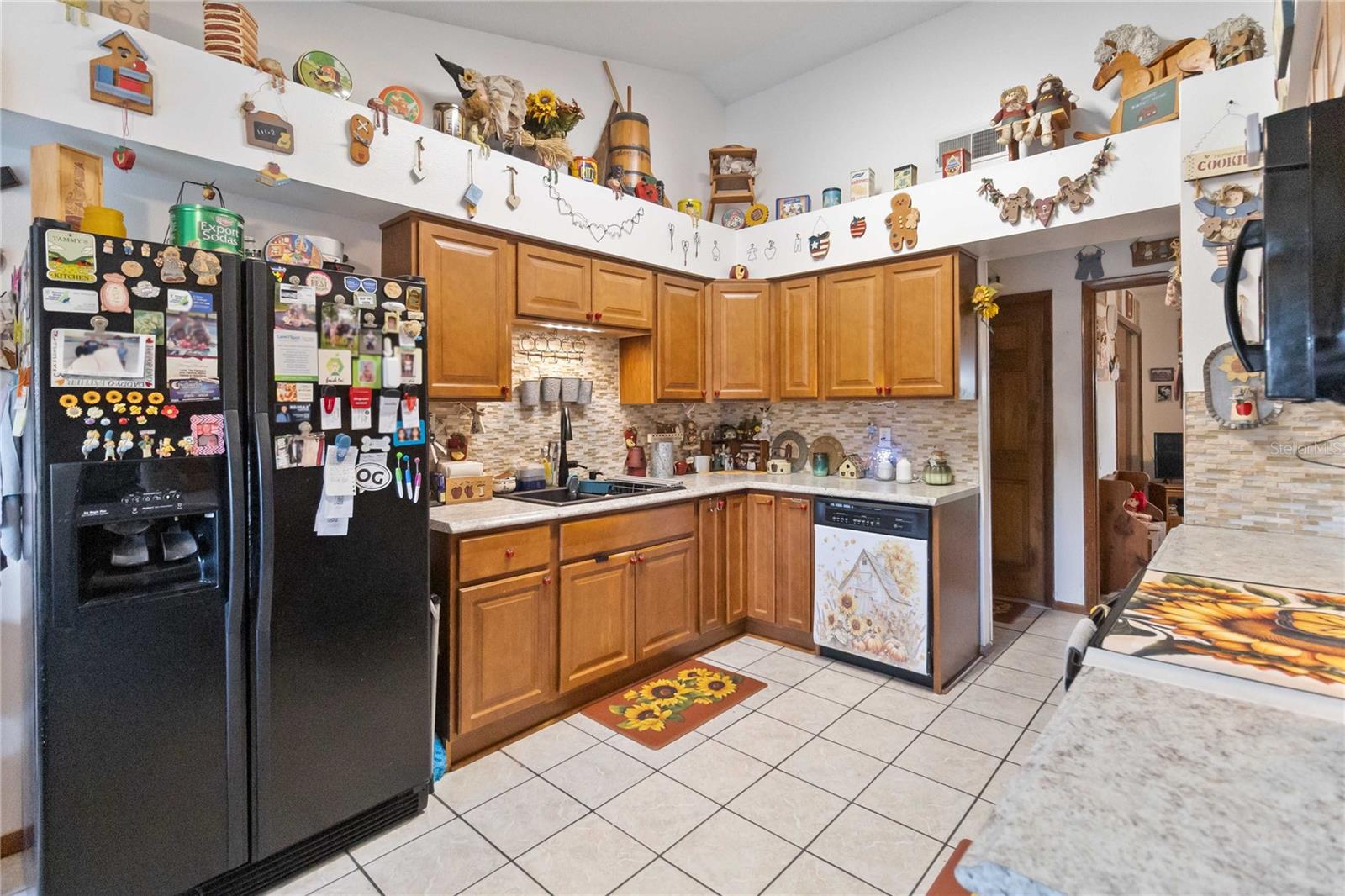 Image 15 of 49 For 7748 Covedale Drive