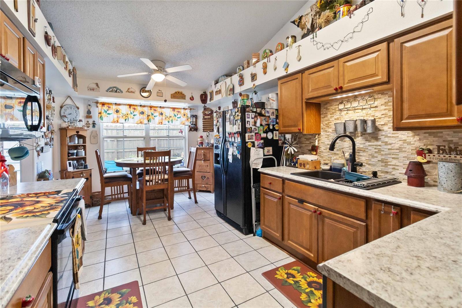 Image 17 of 49 For 7748 Covedale Drive