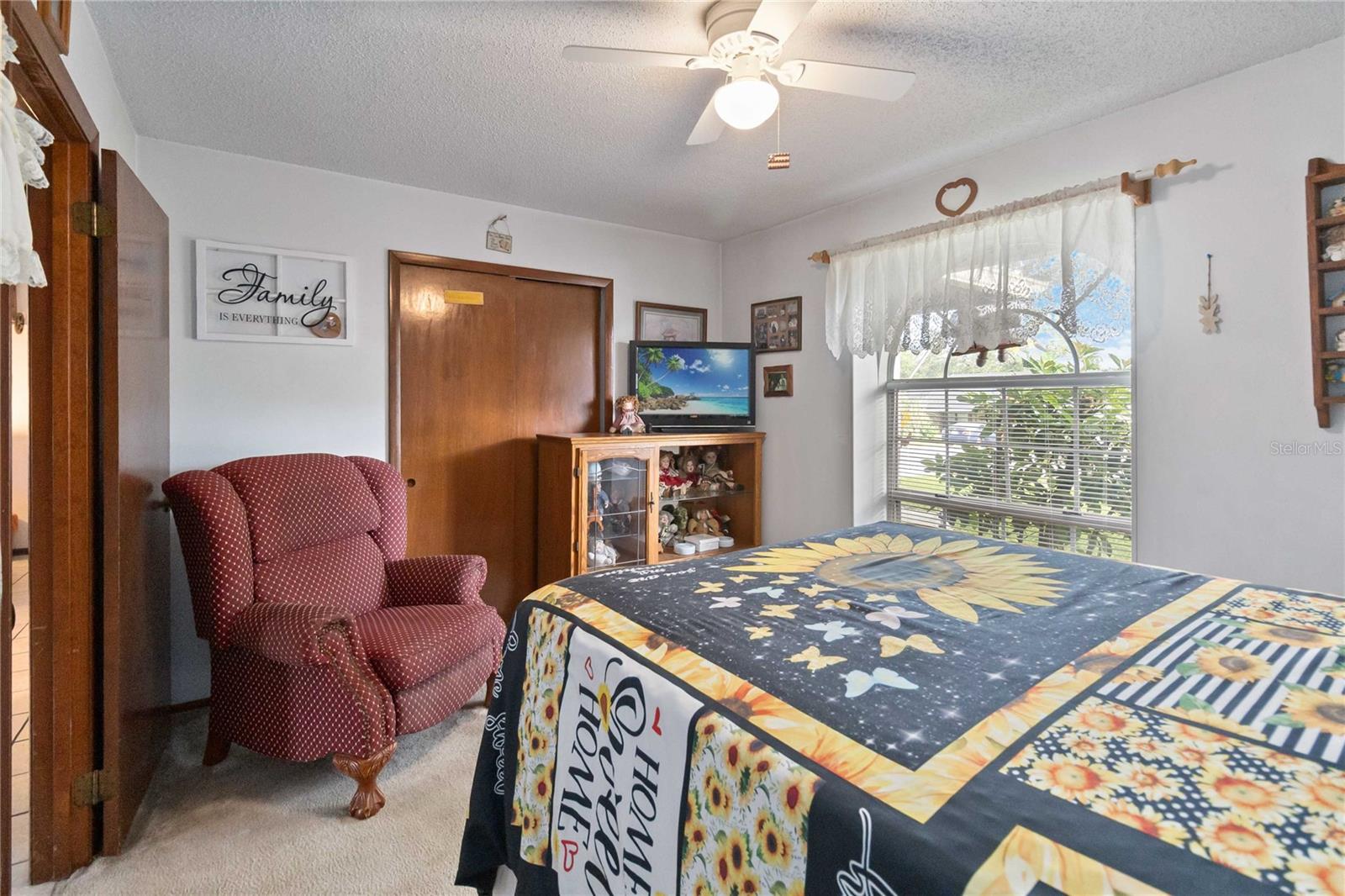 Image 22 of 49 For 7748 Covedale Drive