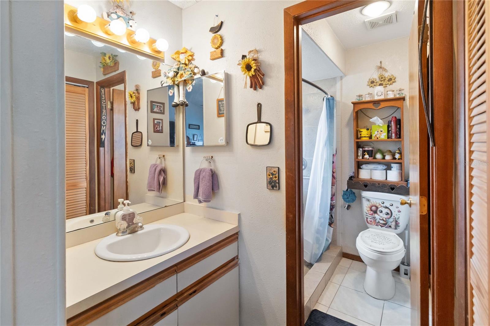 Image 30 of 49 For 7748 Covedale Drive